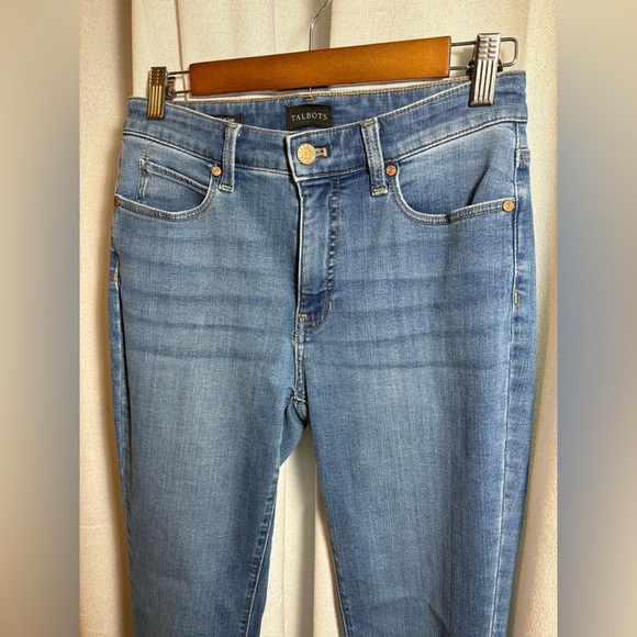 Talbots Straight Leg Jeans In Shore Wash Size 2 Petite 0336 - Picture 3 of 13